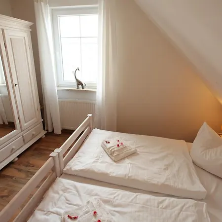 Haus Amo Solem Aparthotel Dierhagen